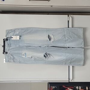 Wallflower women's denim jeans.